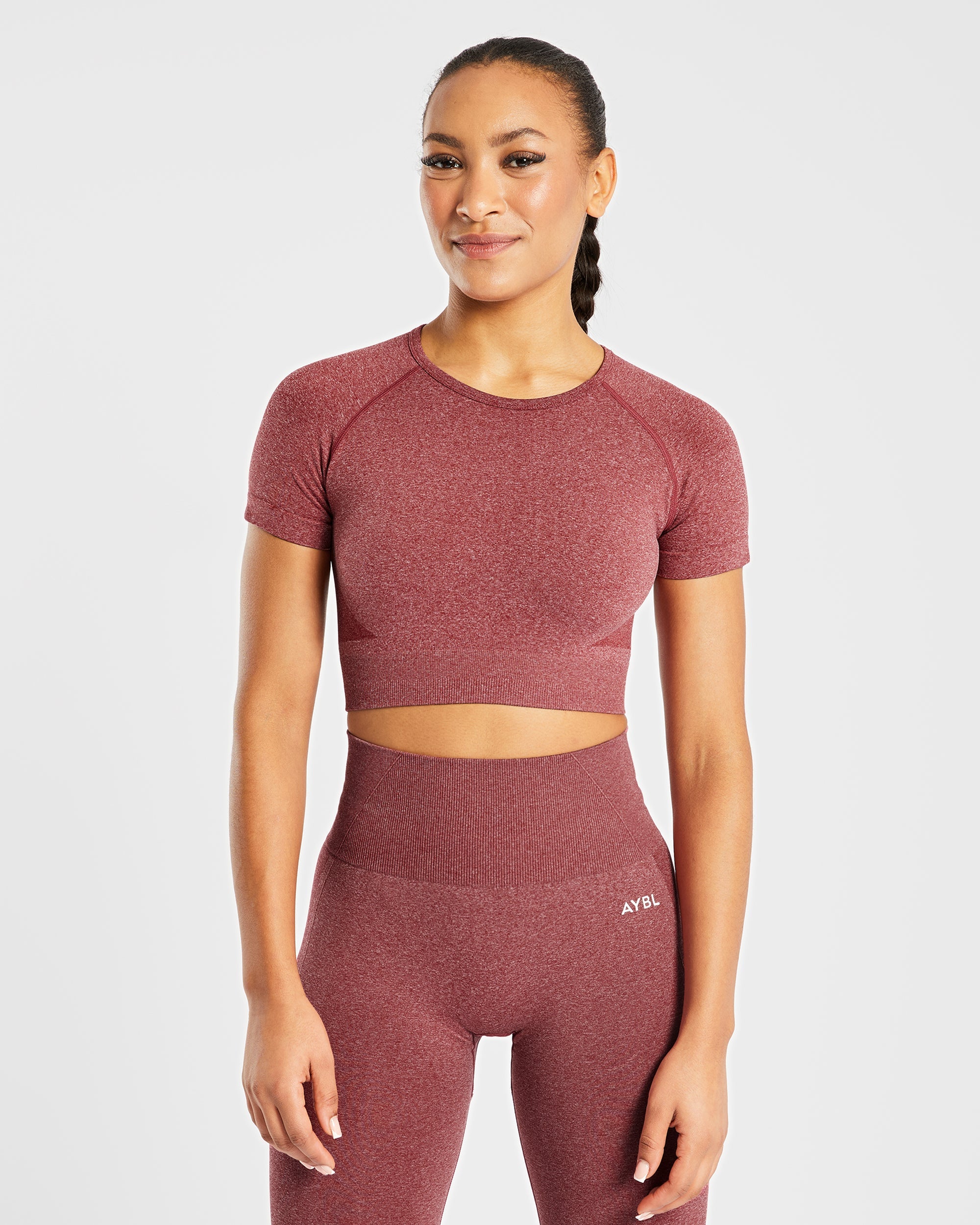 Nahtloses Empower-Crop-Top – Rot meliert