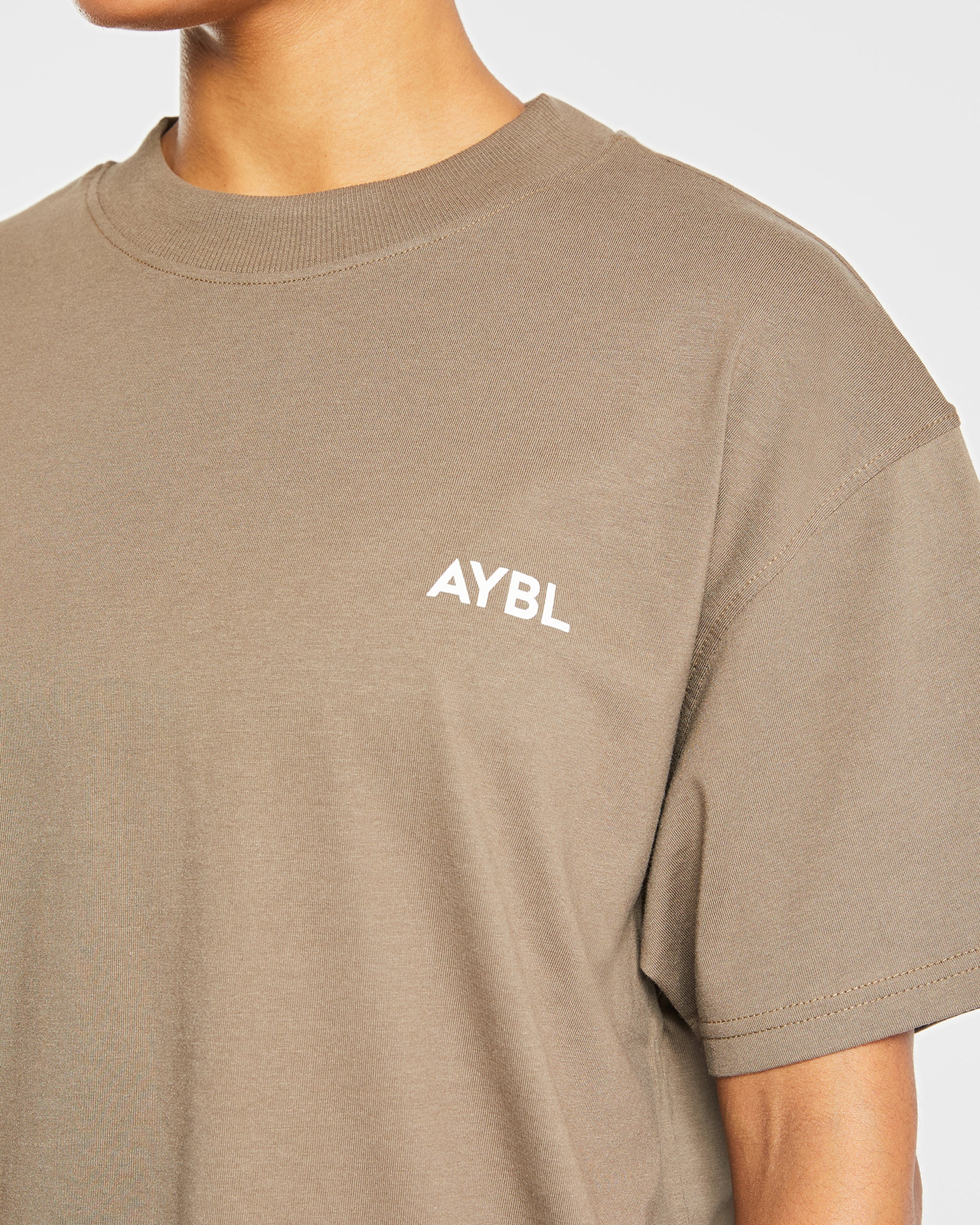 AYBL Club Übergroßes T-Shirt – Braun