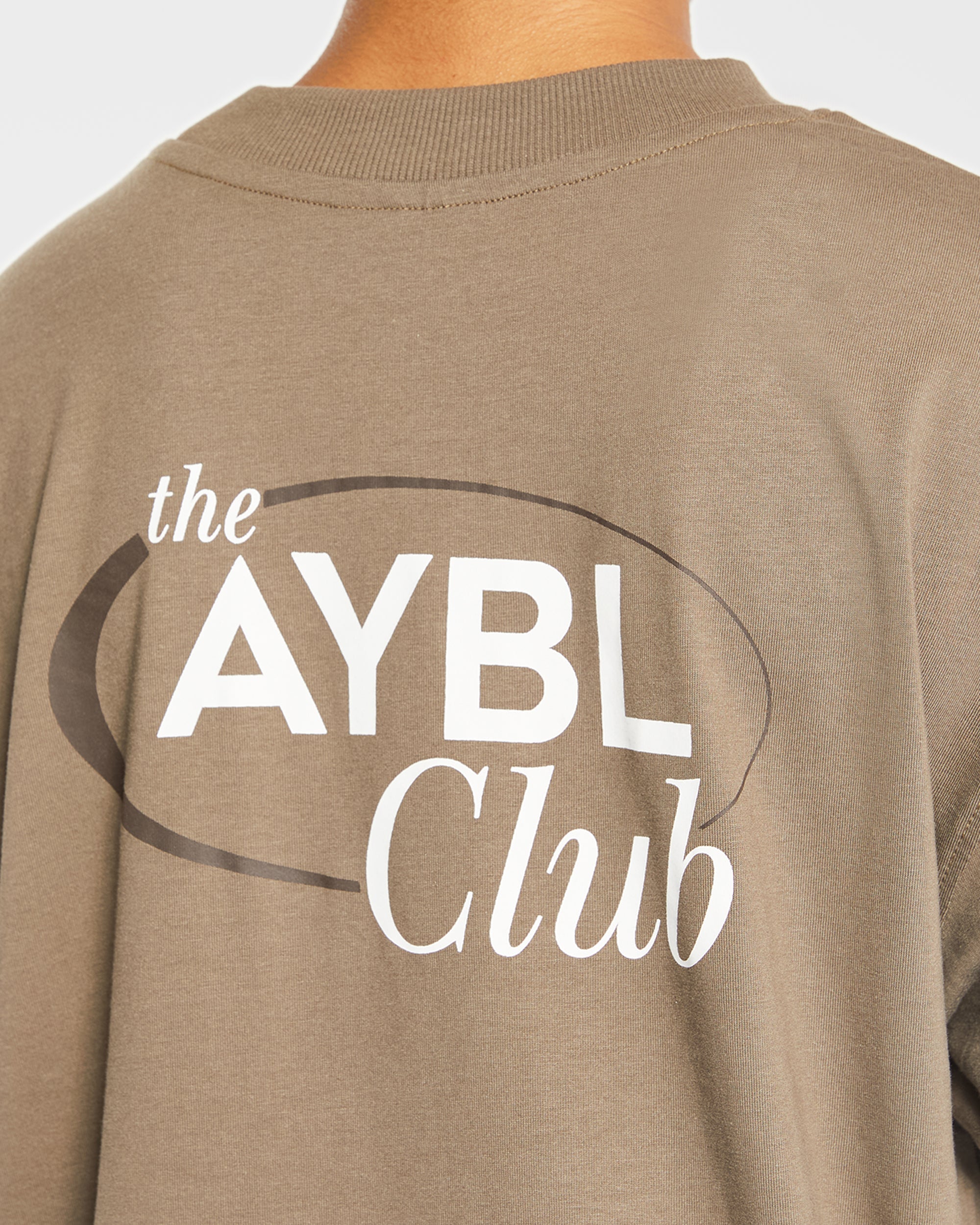 AYBL Club Übergroßes T-Shirt – Braun