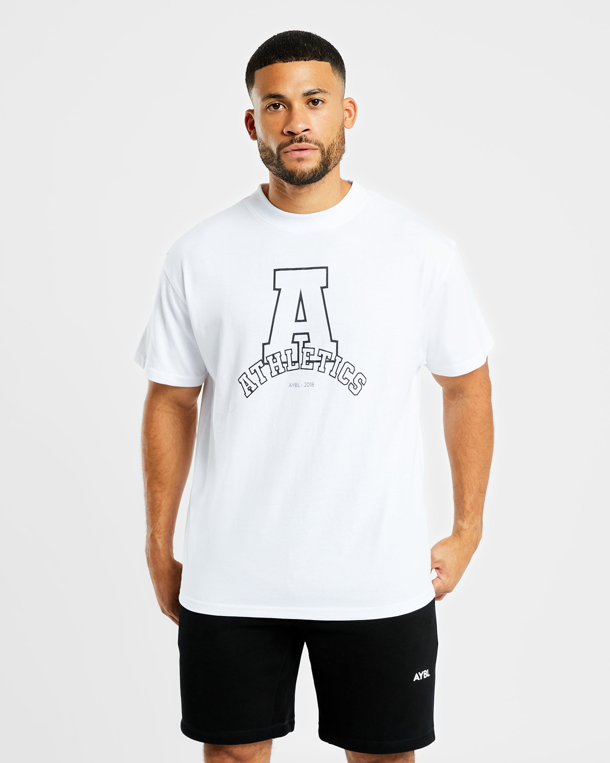 Athletics Varsity Übergroßes T-Shirt – Weiß