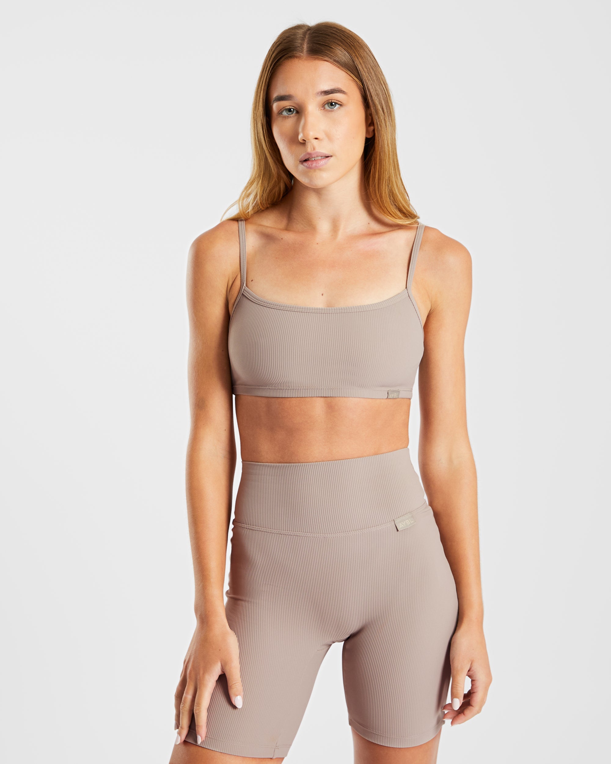 Geripptes Sculpt-Bralet – Taupe