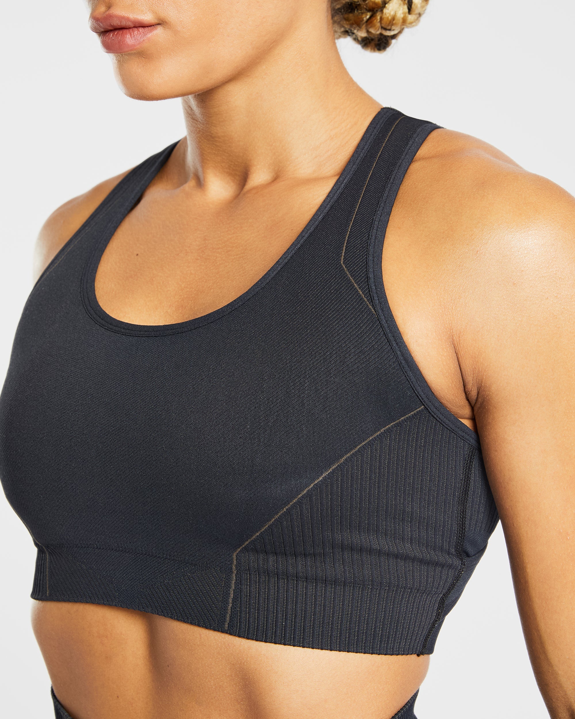 Reflex Seamless Sports Bra - Black