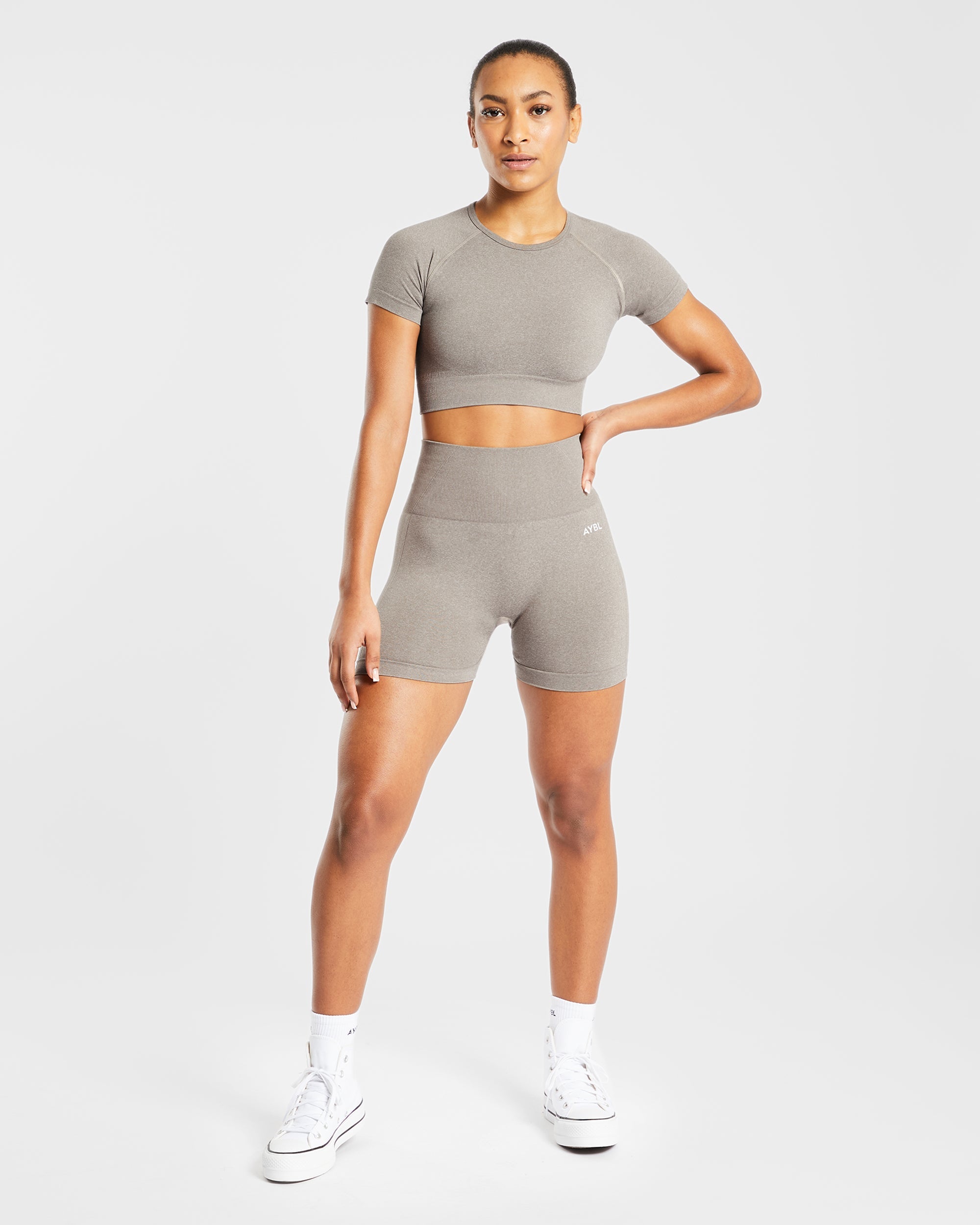 Nahtloses Empower-Crop-Top – Taupe meliert