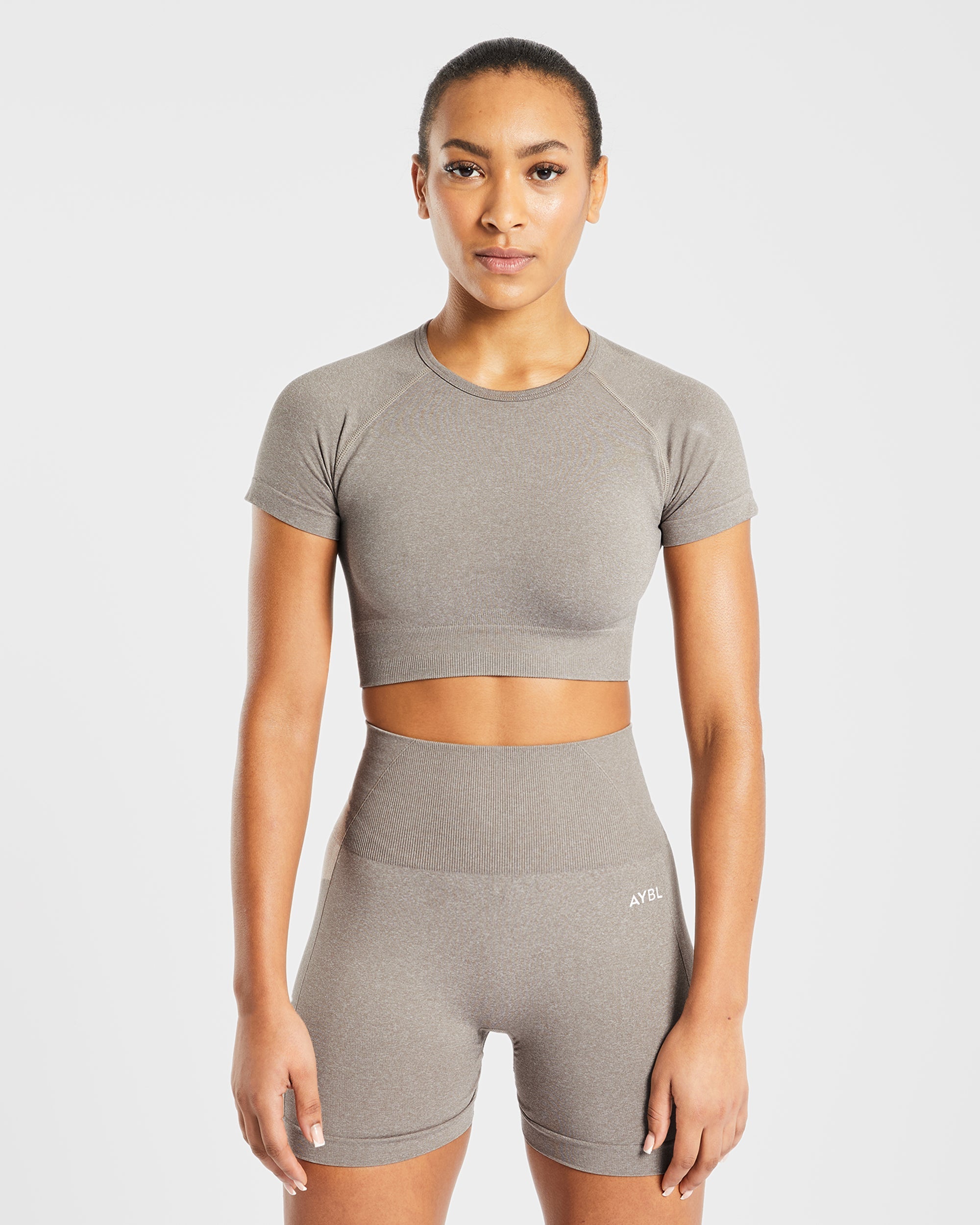 Nahtloses Empower-Crop-Top – Taupe meliert