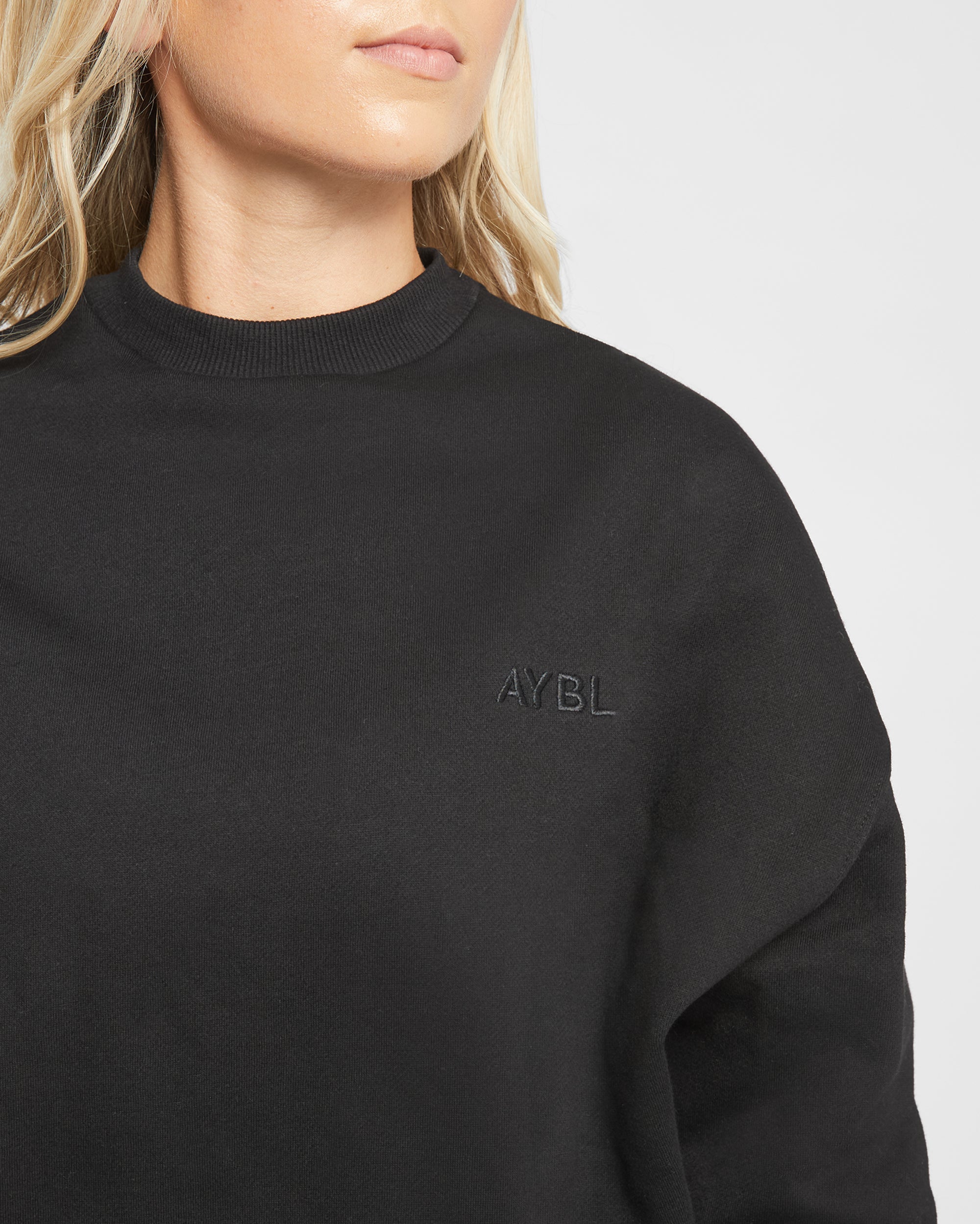 Premium-Sweatshirt in Übergröße – Schwarz