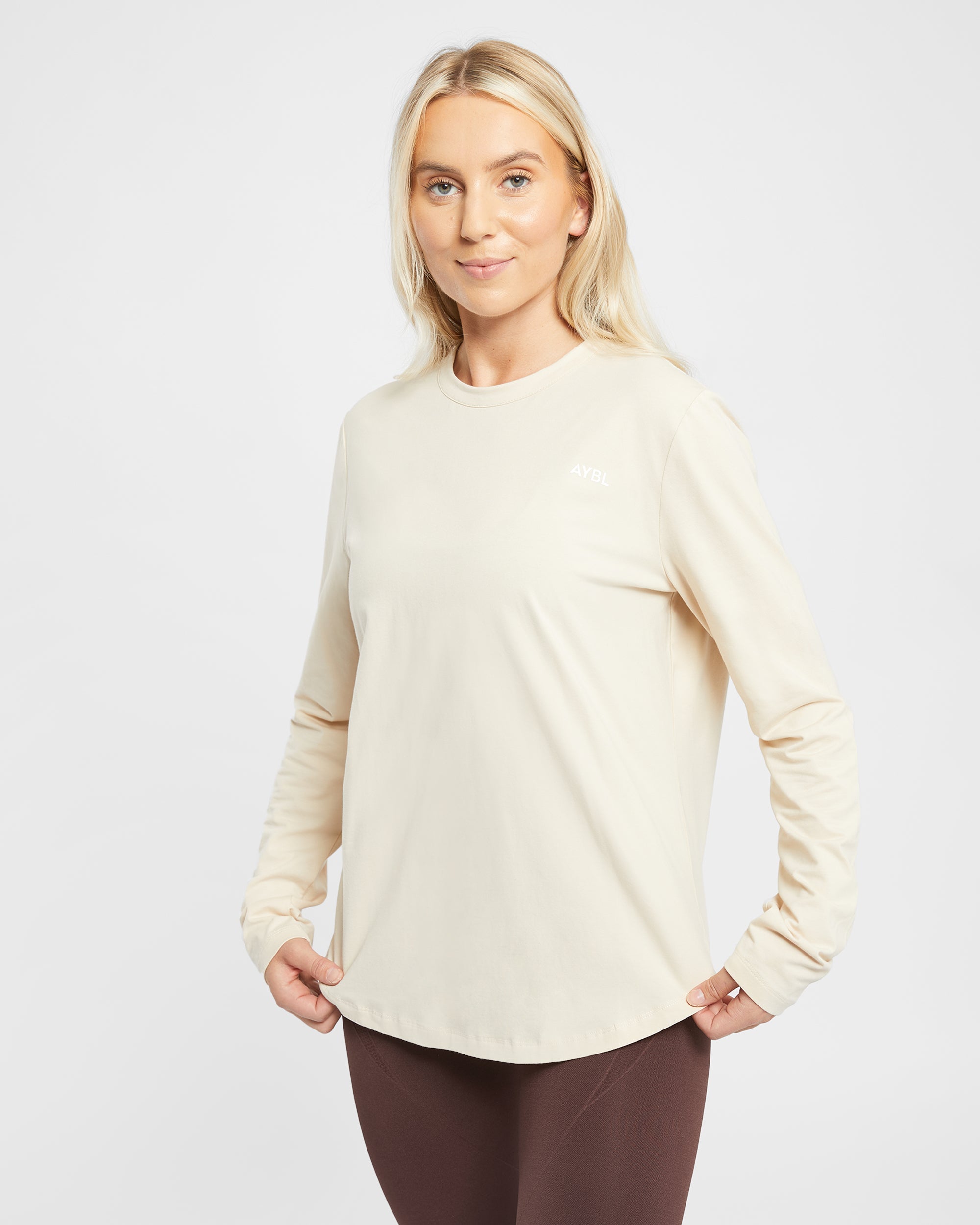 Everyday Relaxed Langarm-T-Shirt – Creme