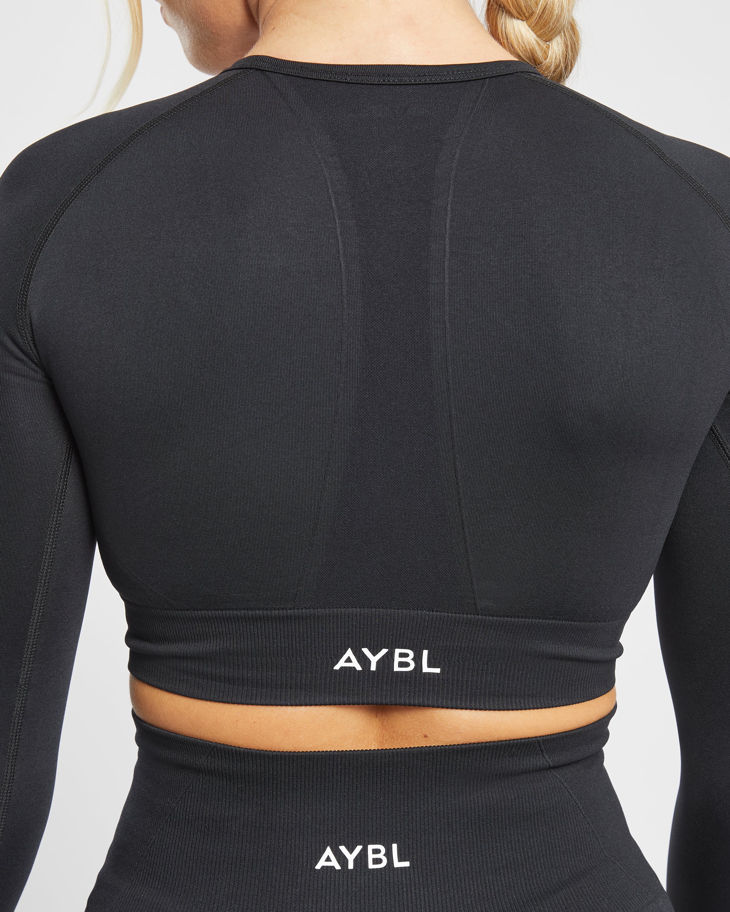 Empower Seamless Long Sleeve Crop Top - Black