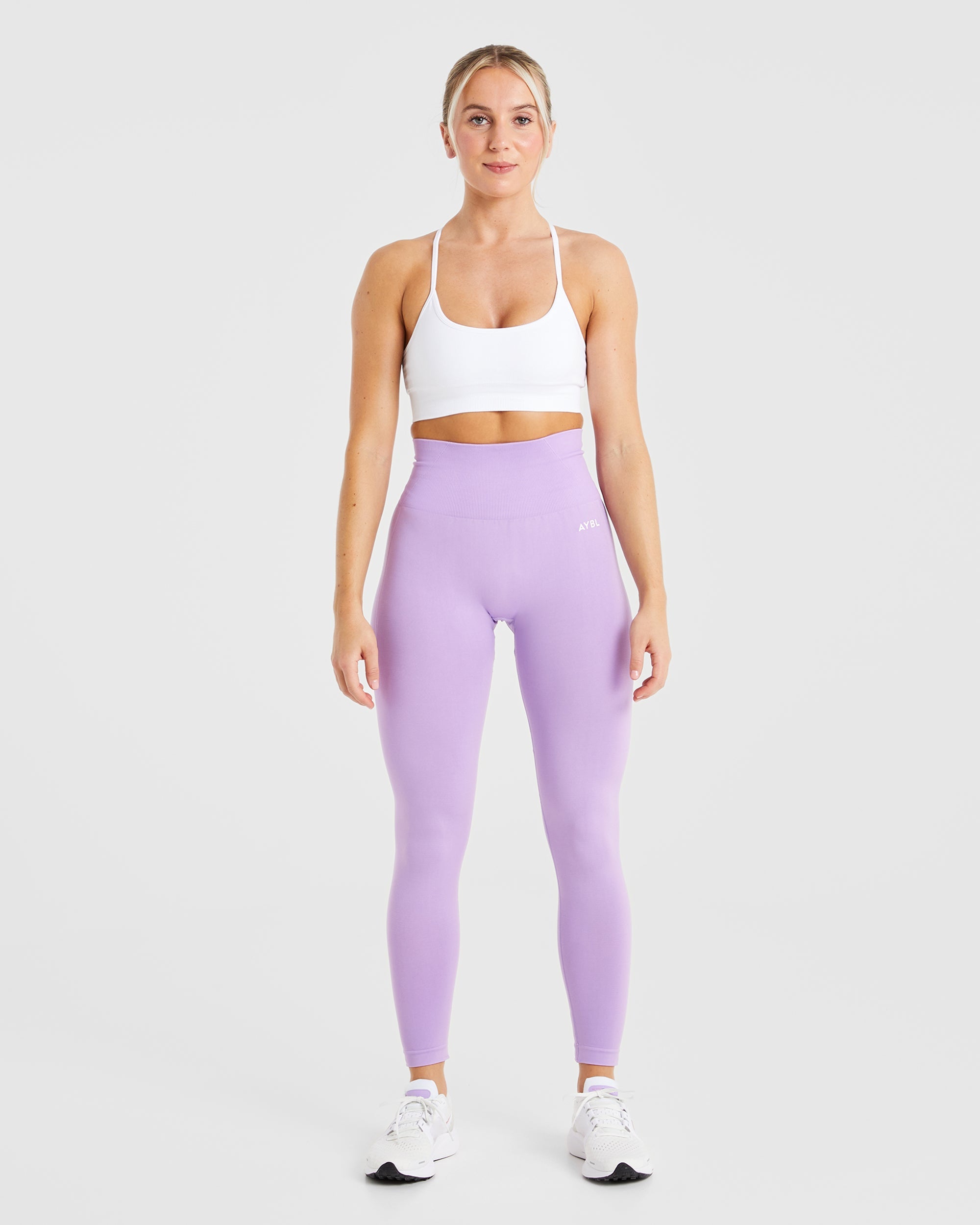 Empower Seamless Sports Bra - White