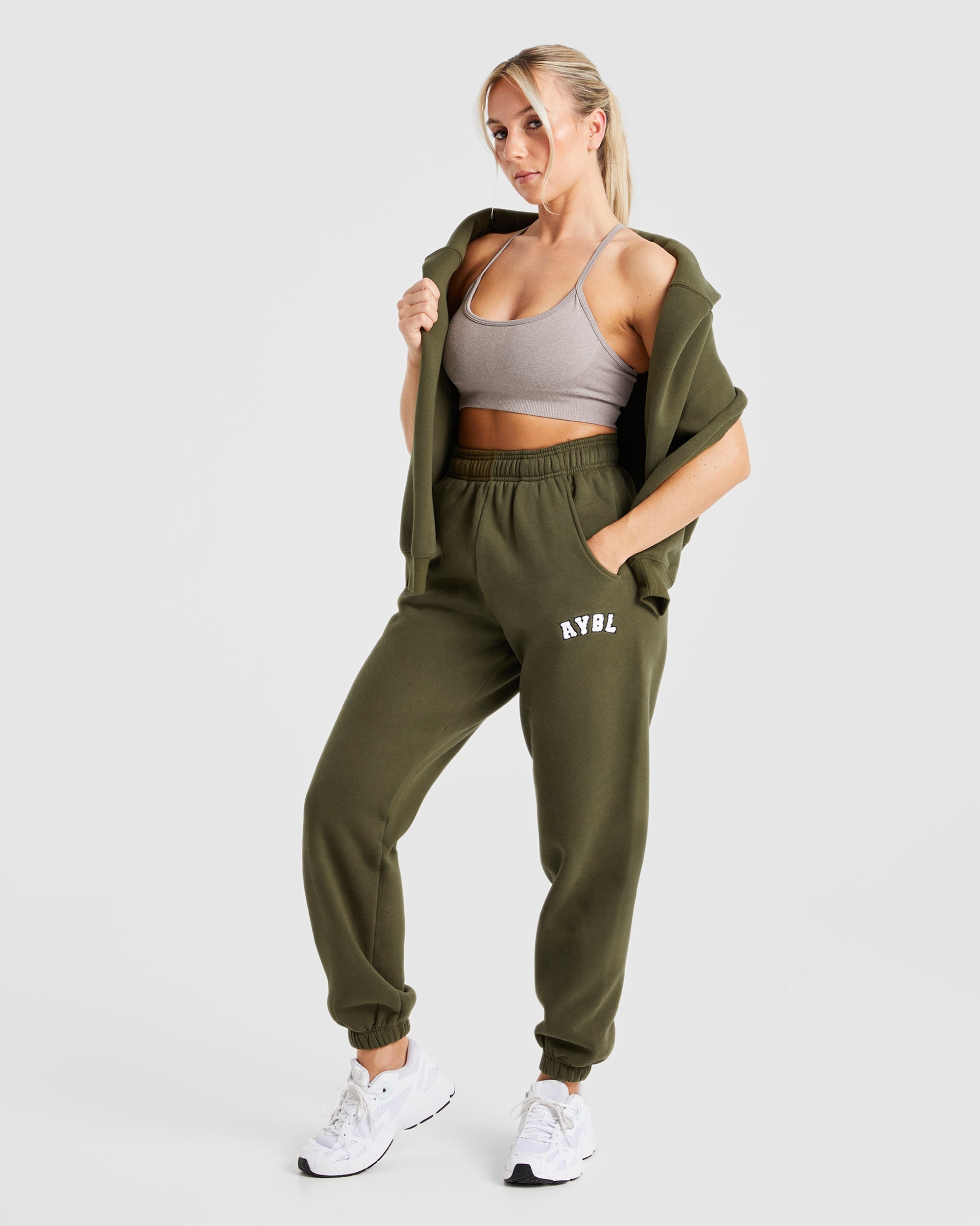 Übergroße Varsity-Jogginghose – Khaki