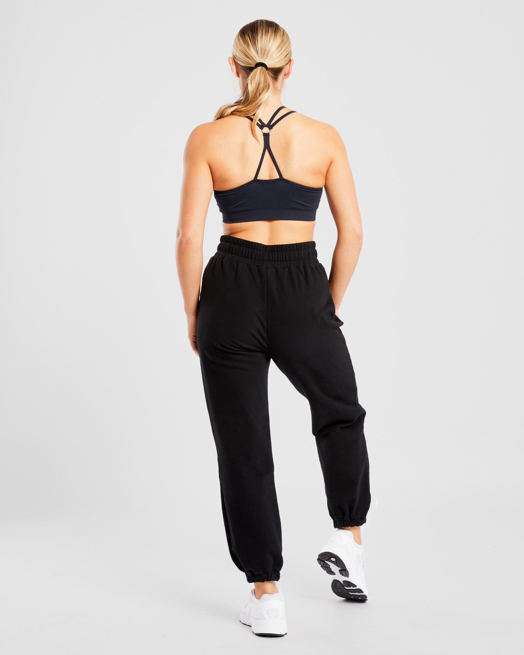 Everyday Relaxed Joggers - Black