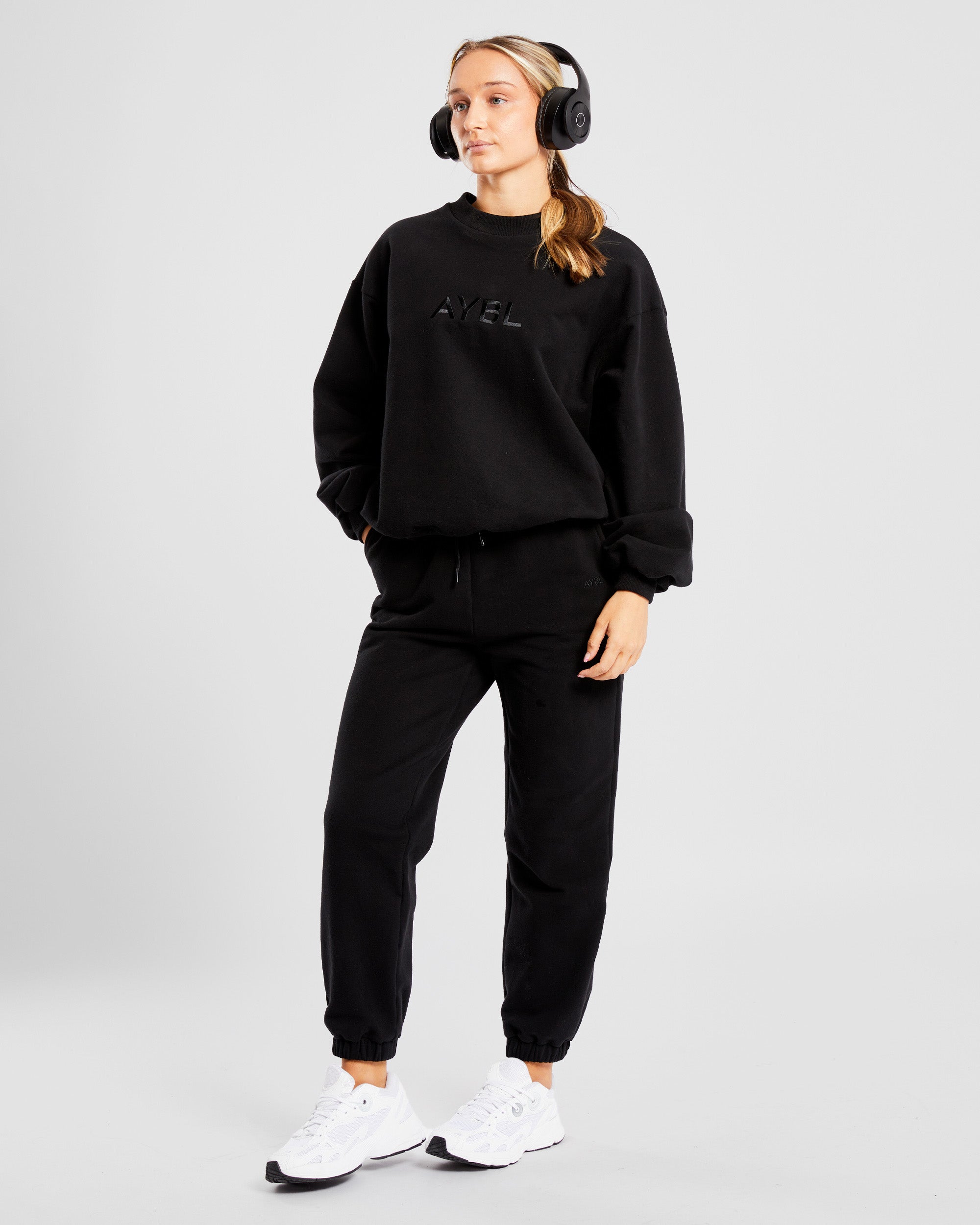 Everyday Relaxed Joggers - Black