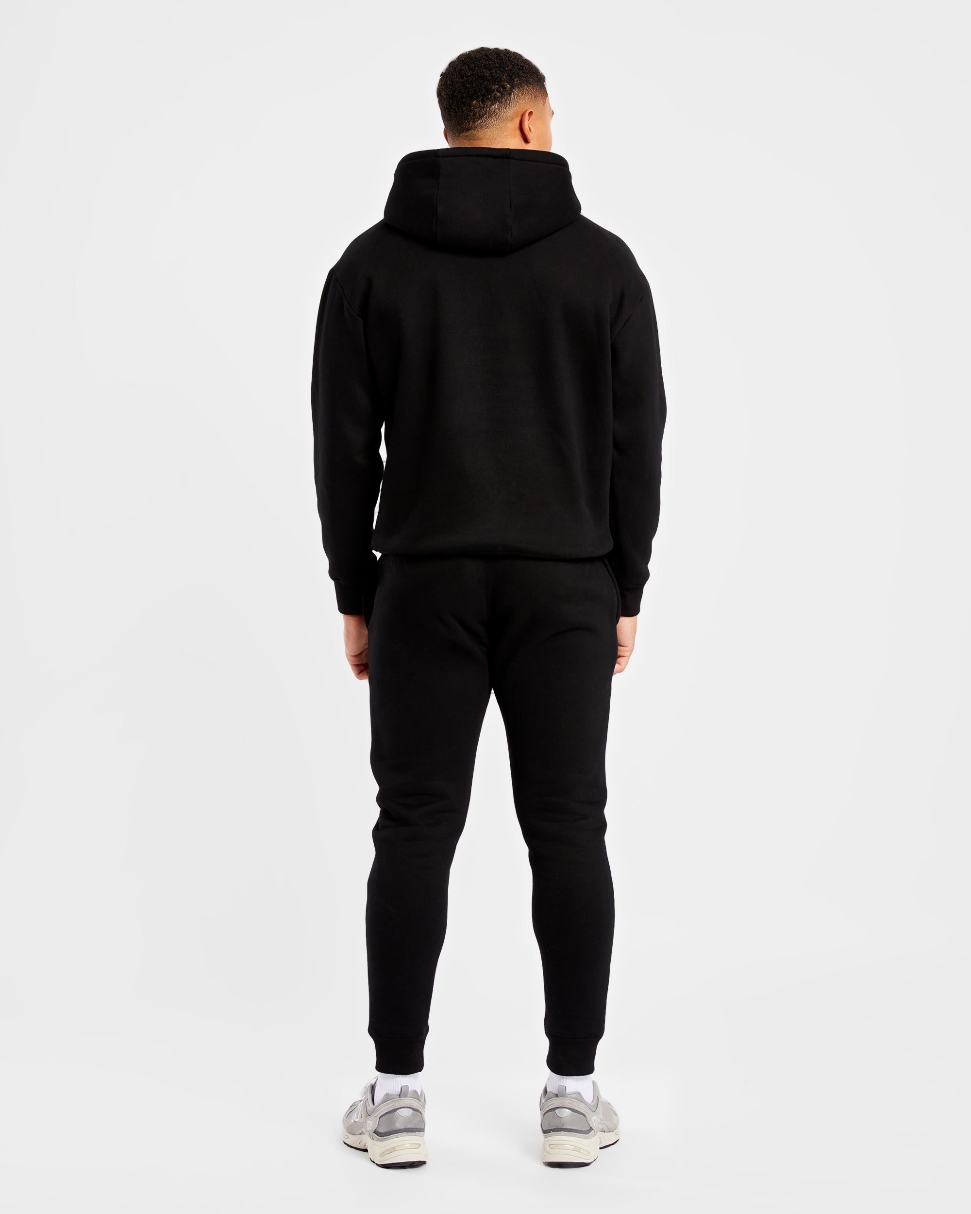 Essential Kapuzenpullover – Schwarz