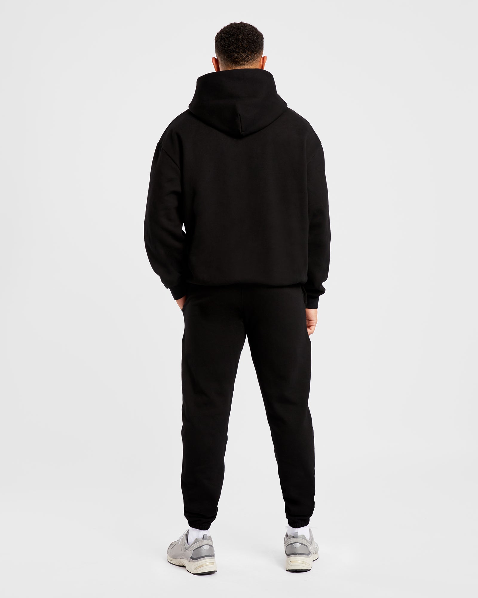 Essential übergroßer Kapuzenpullover – Schwarz