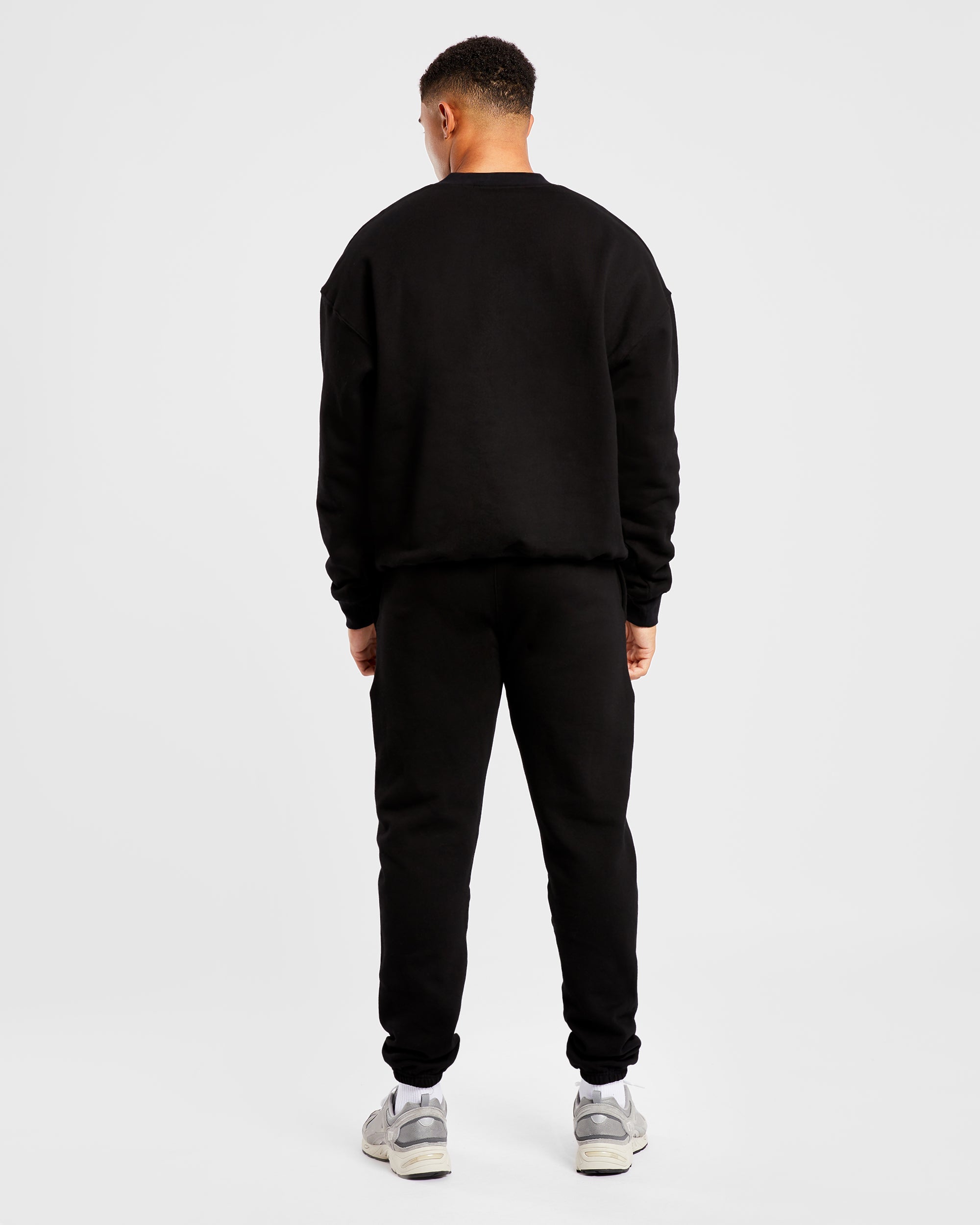 Essential Oversize-Pullover – Schwarz