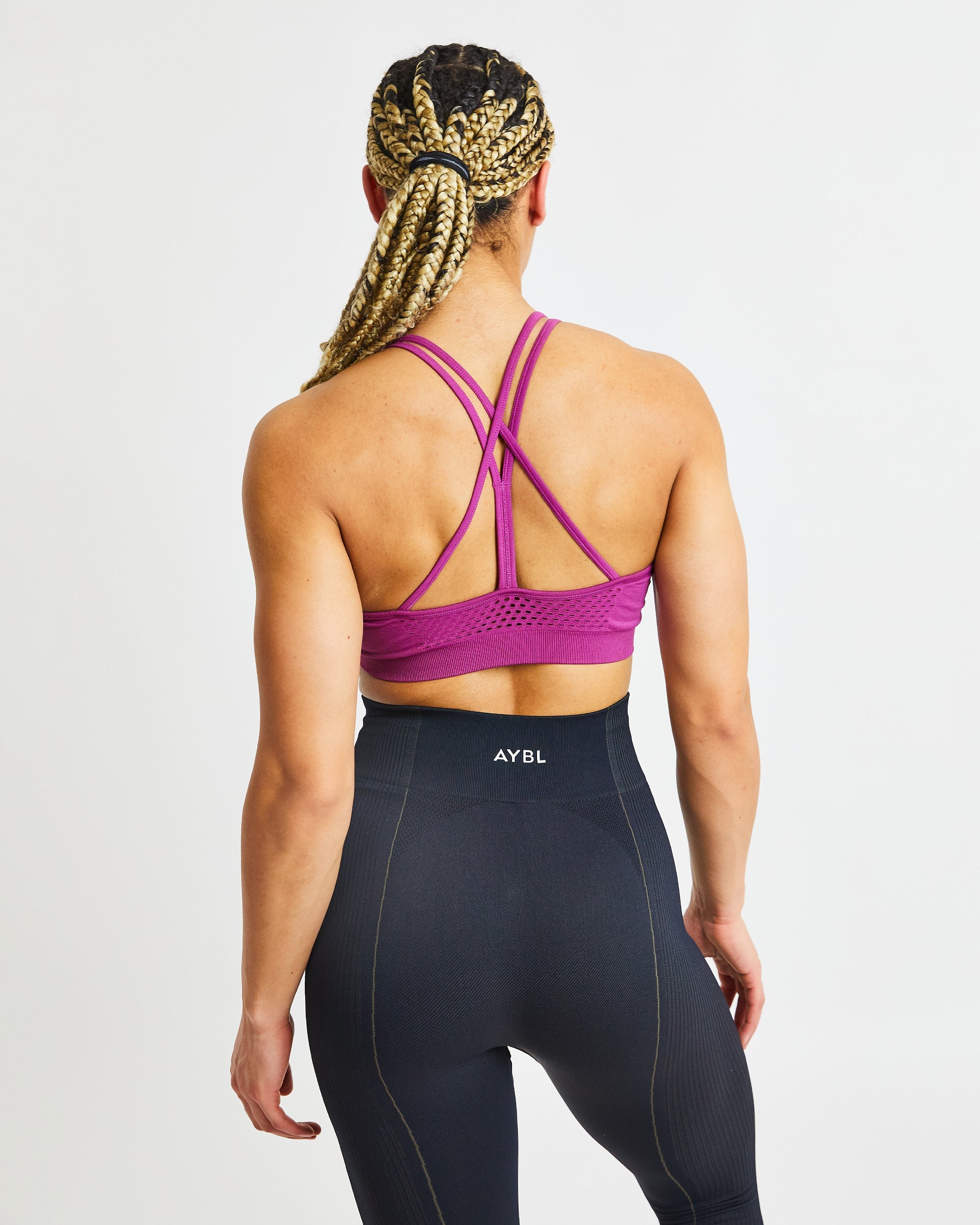 Essential Seamless Strappy Sports Bra - Magenta