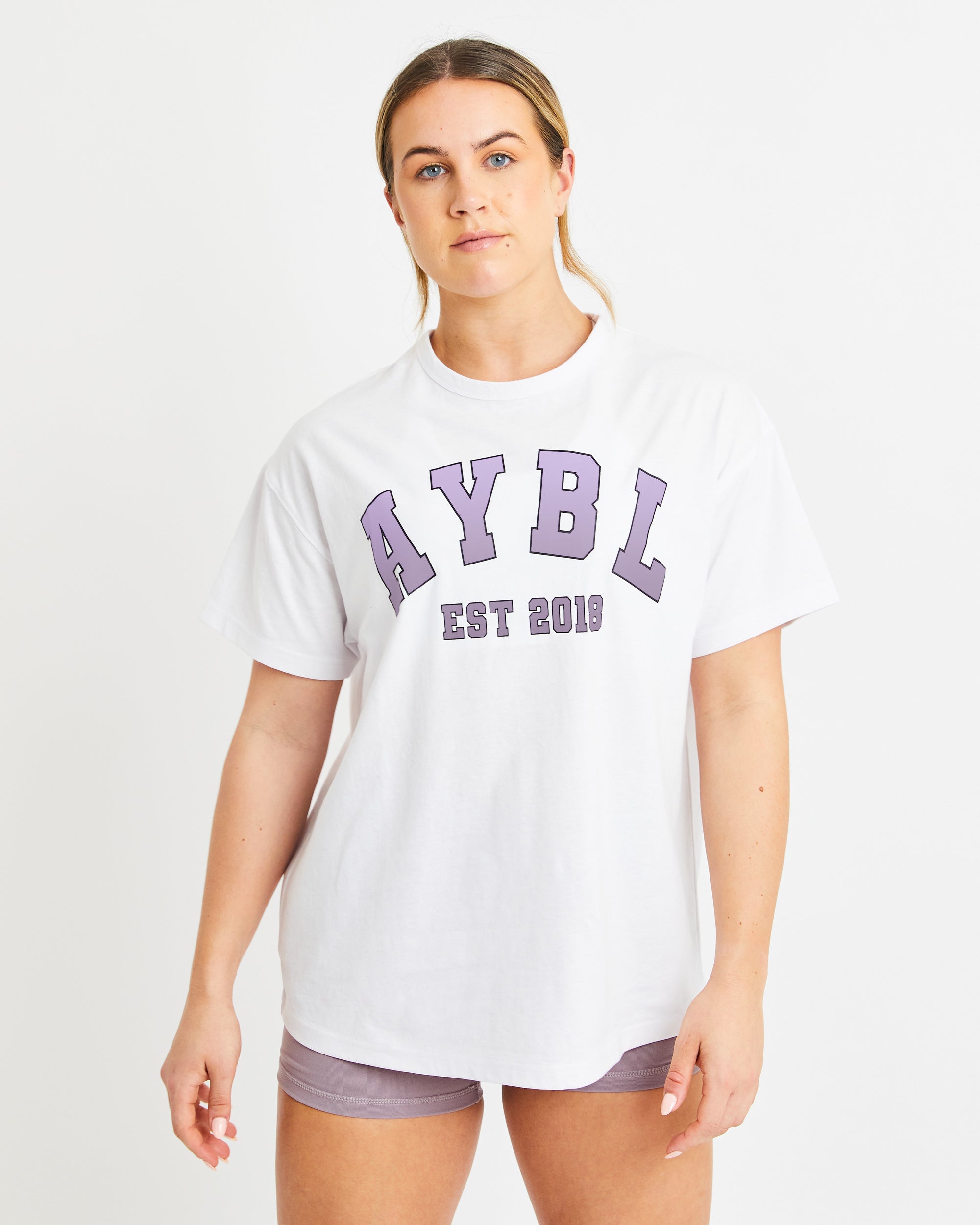 Übergroßes Varsity-T-Shirt – Weiß/Lila