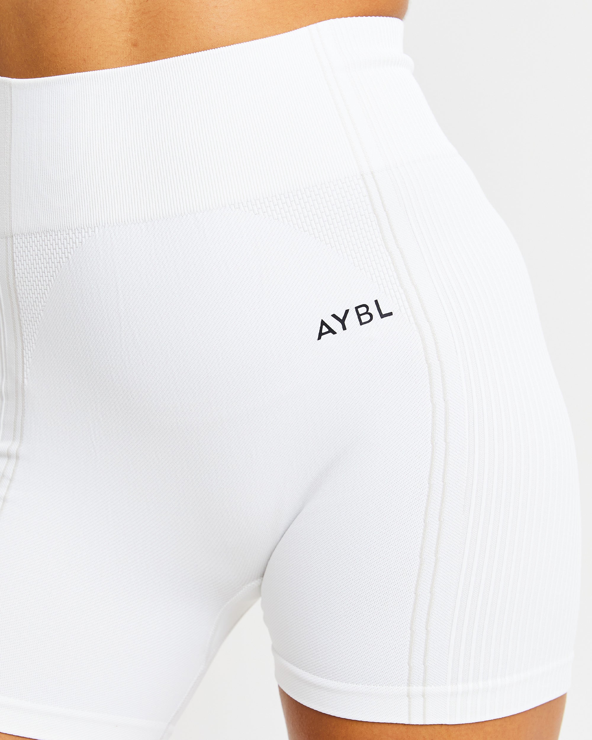 Reflex Seamless Shorts - White