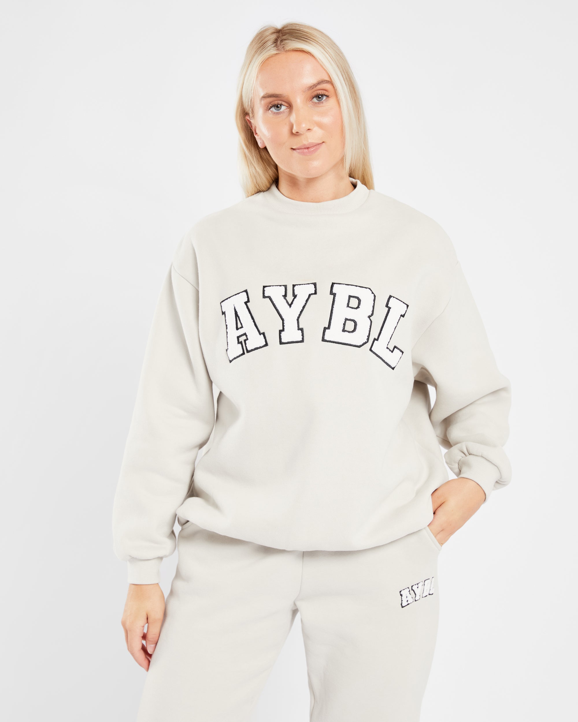 Übergroßes Varsity-Sweatshirt – Sand