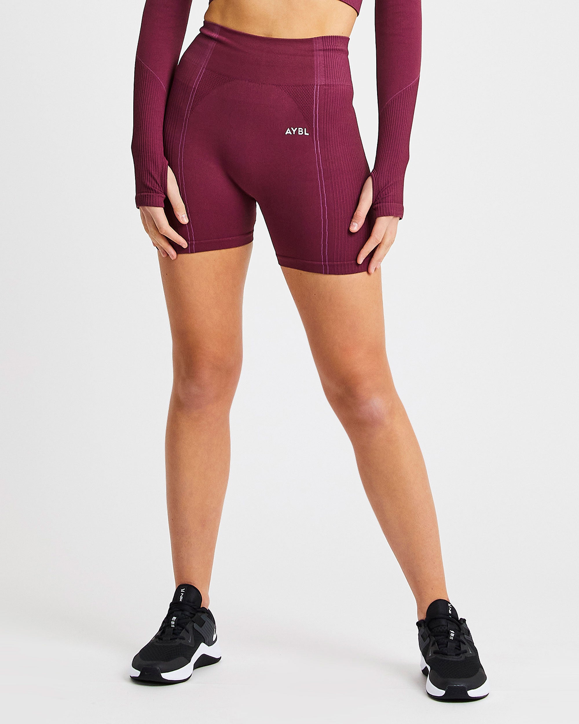 Nahtlose Reflex-Shorts – Pflaume