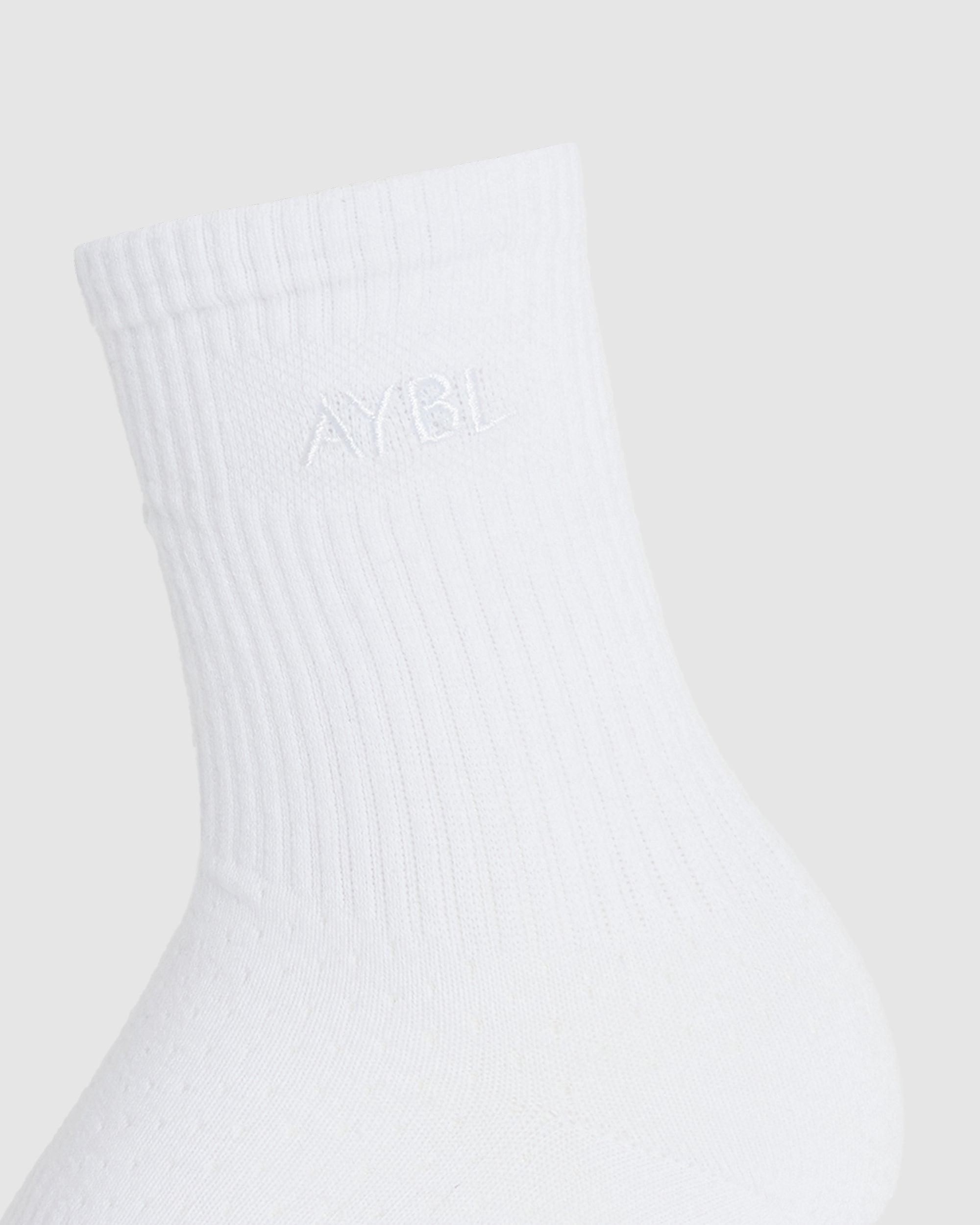 Tonal Embroidered Crew Socks - White