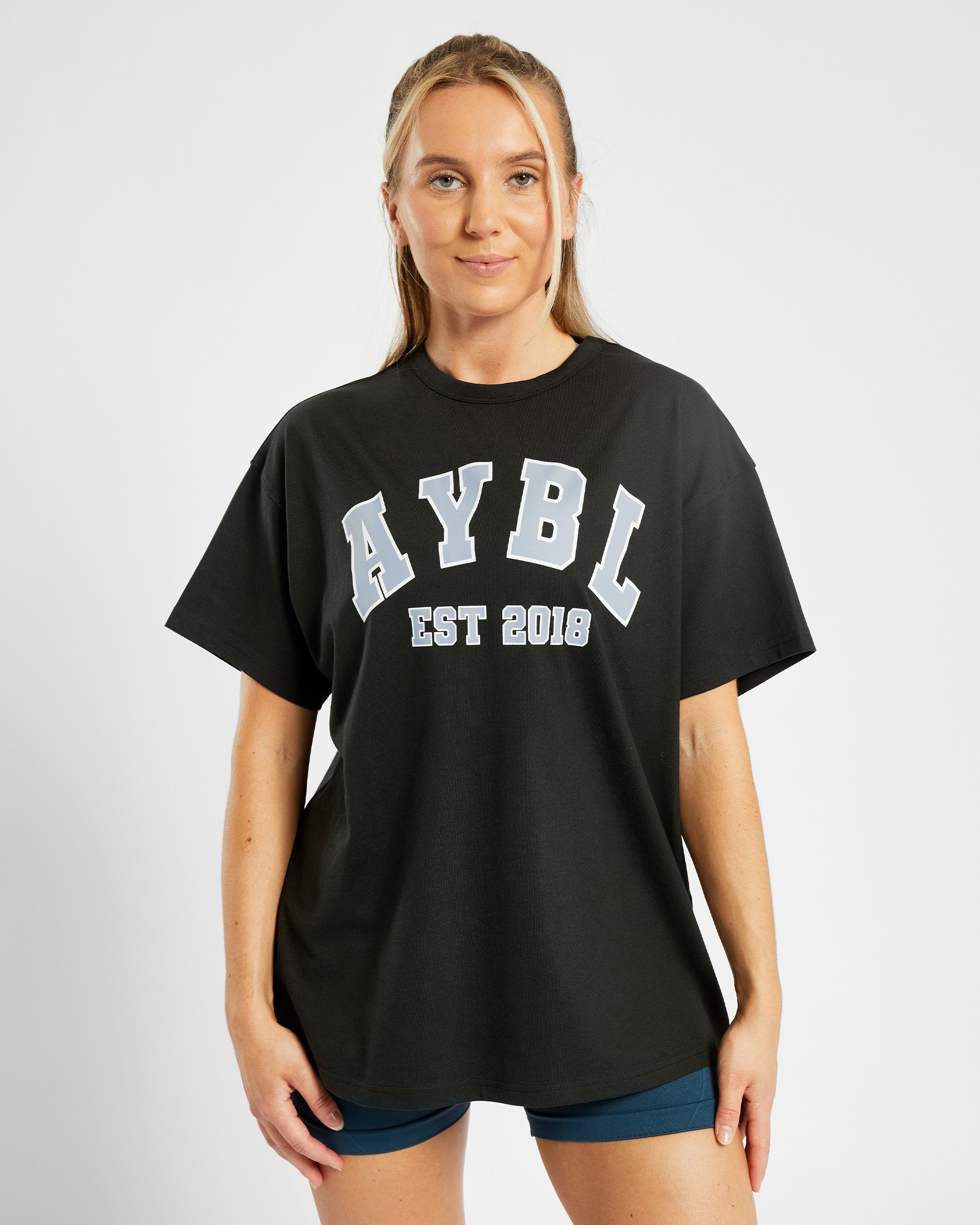 Übergroßes Varsity-T-Shirt – Schwarz/Blau