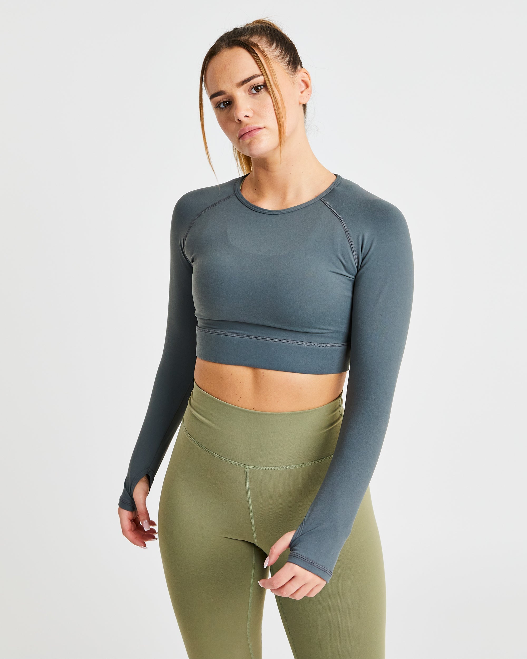 Core Langarm-Crop-Top – Asphaltgrau