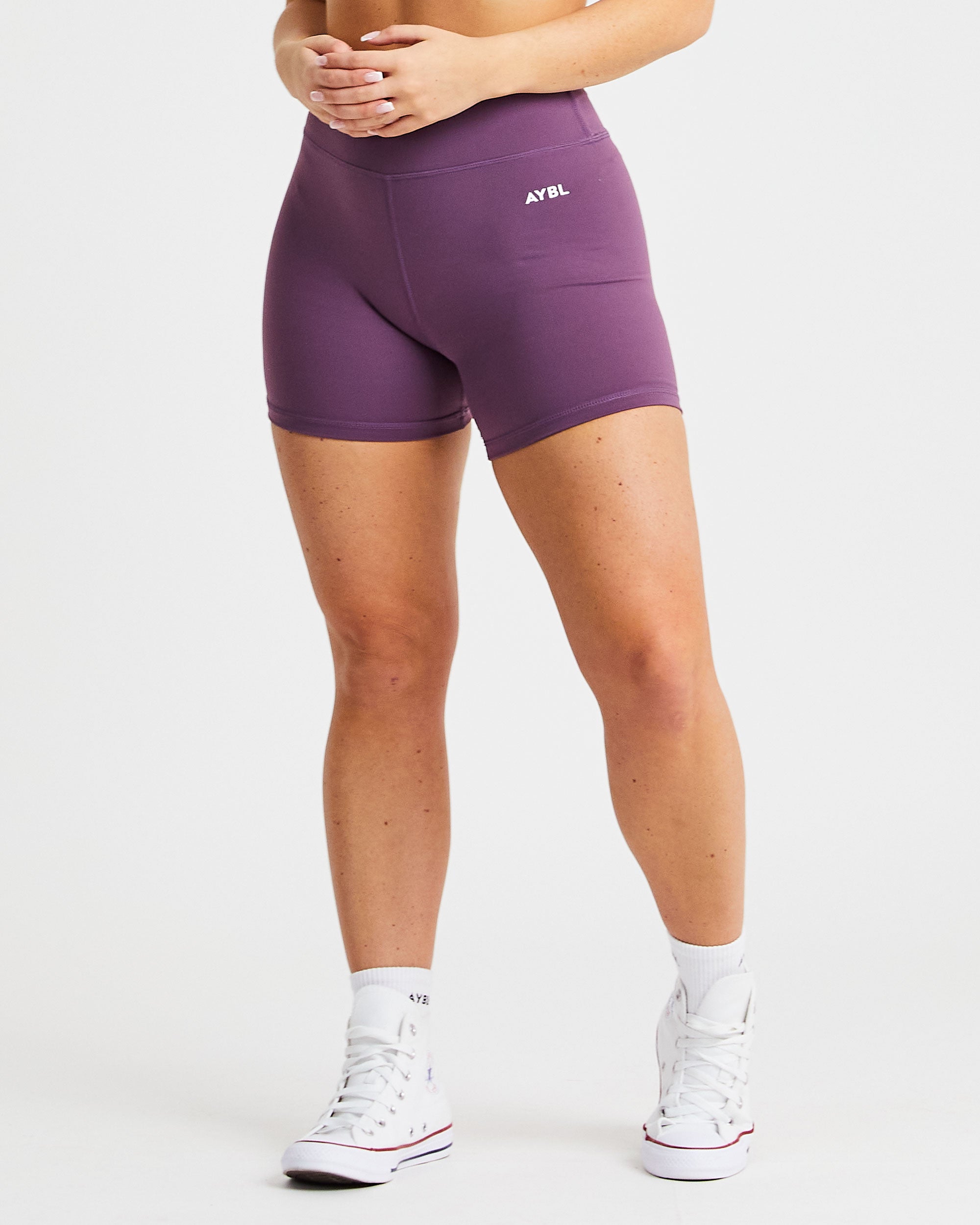 Core-Shorts – Lila