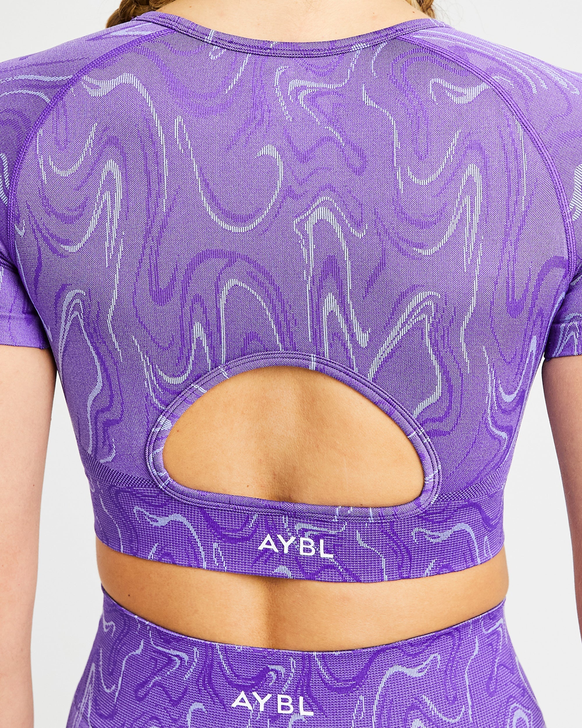 Velocity Seamless Crop Top - Purple