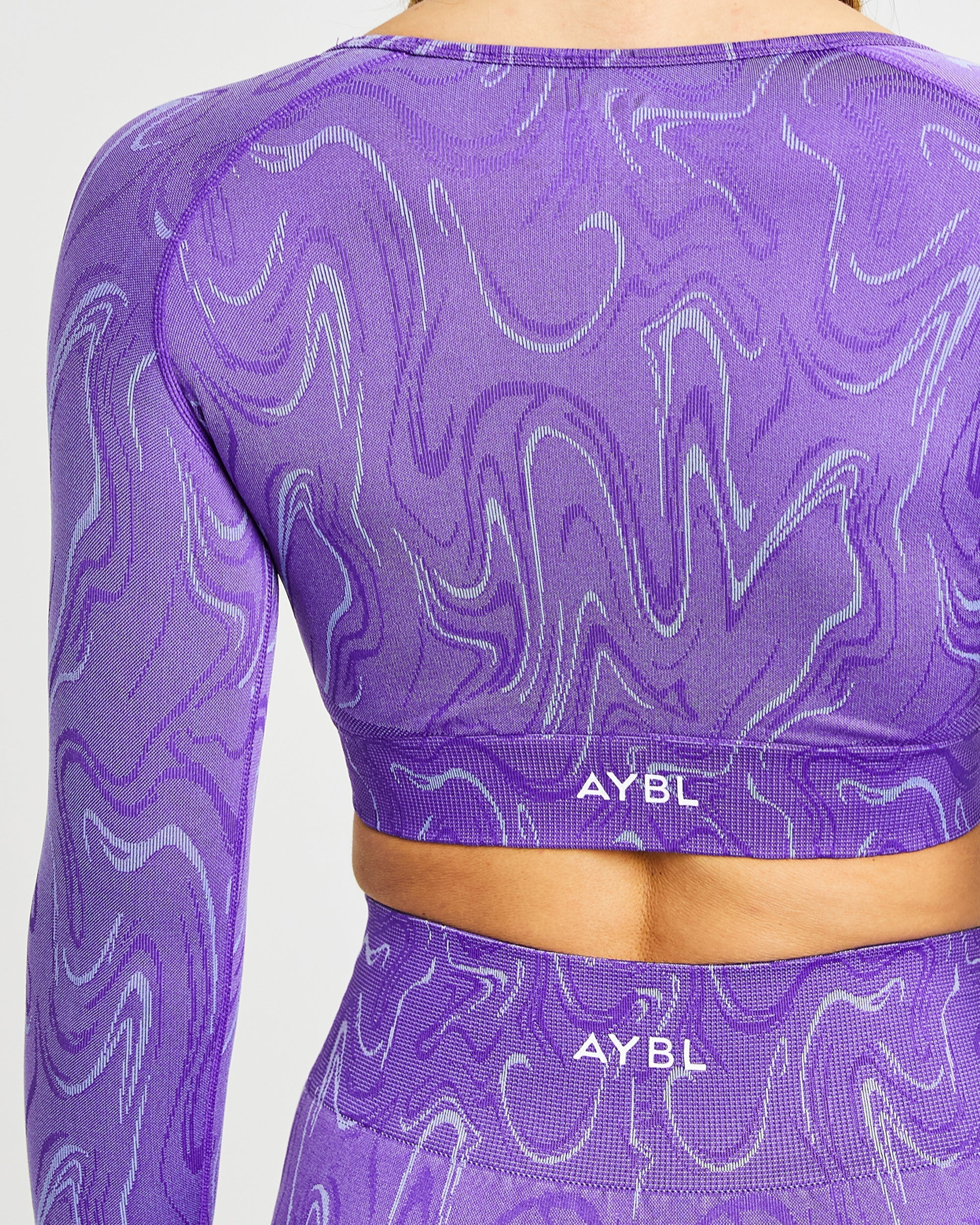 Velocity Seamless Long Sleeve Crop Top - Purple