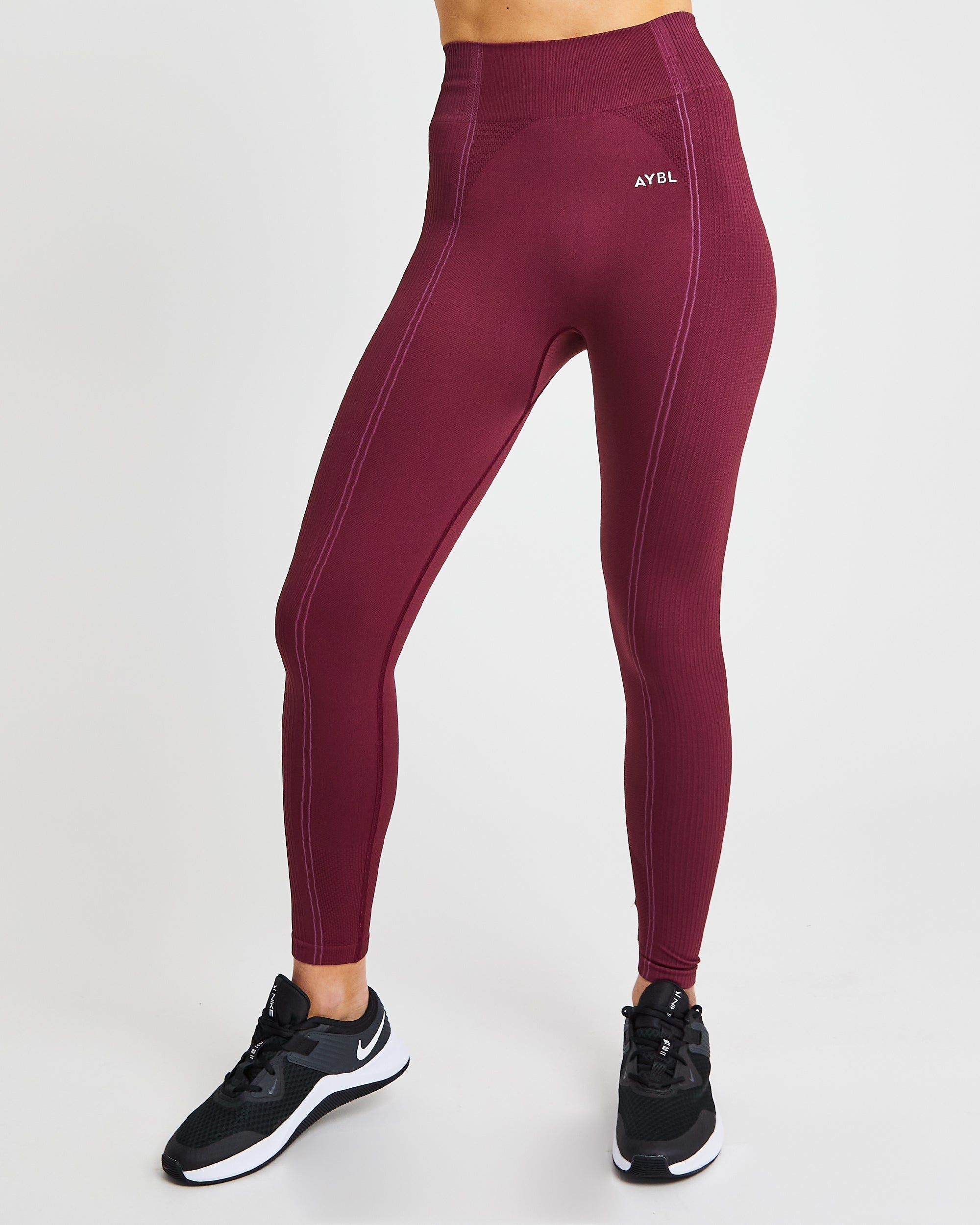 Nahtlose Reflex-Leggings – Pflaume