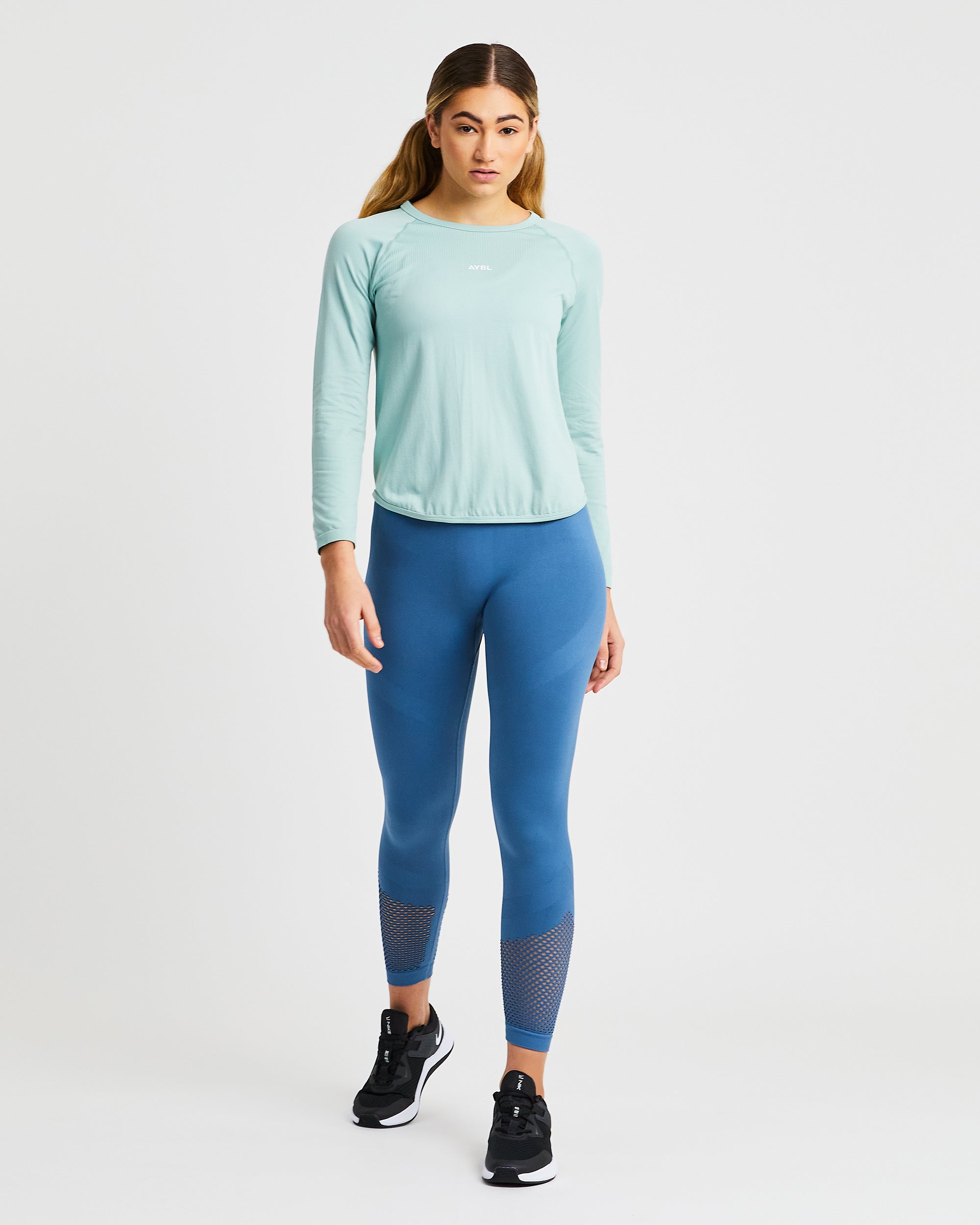 Reform Seamless Long Sleeve T Shirt - Sage Green